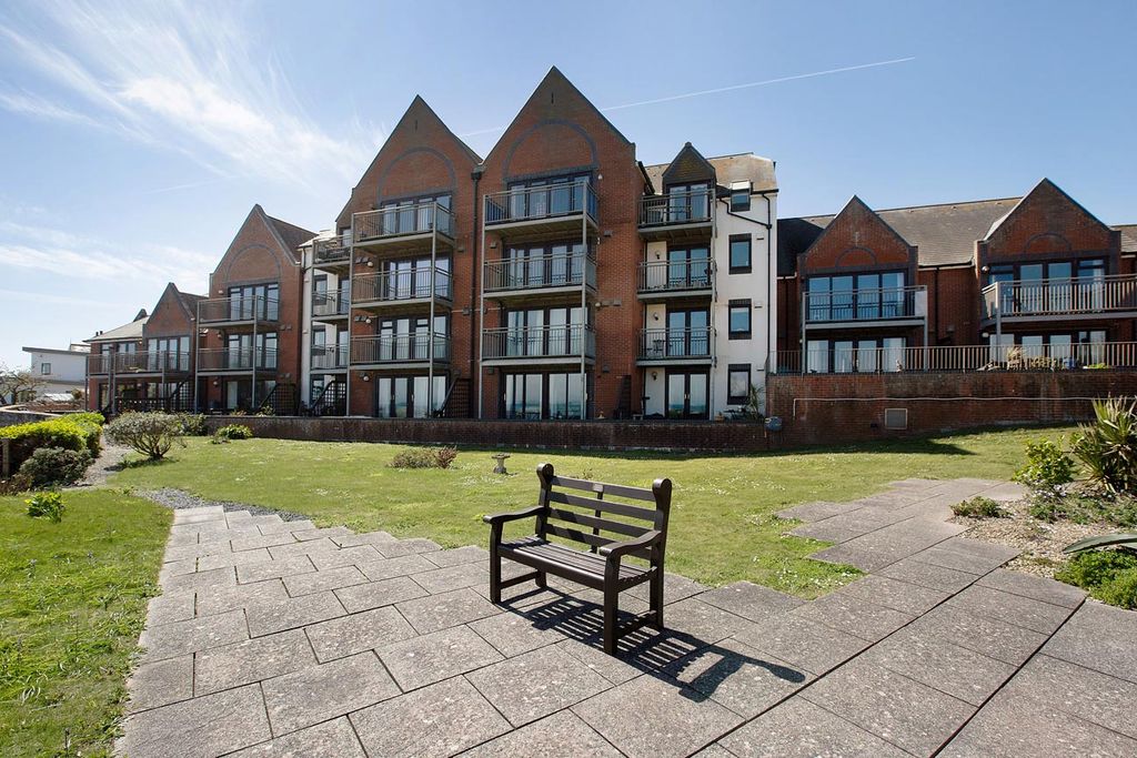Additional image 12 of 2 bed flat for saleExeter Road, Dawlish EX7