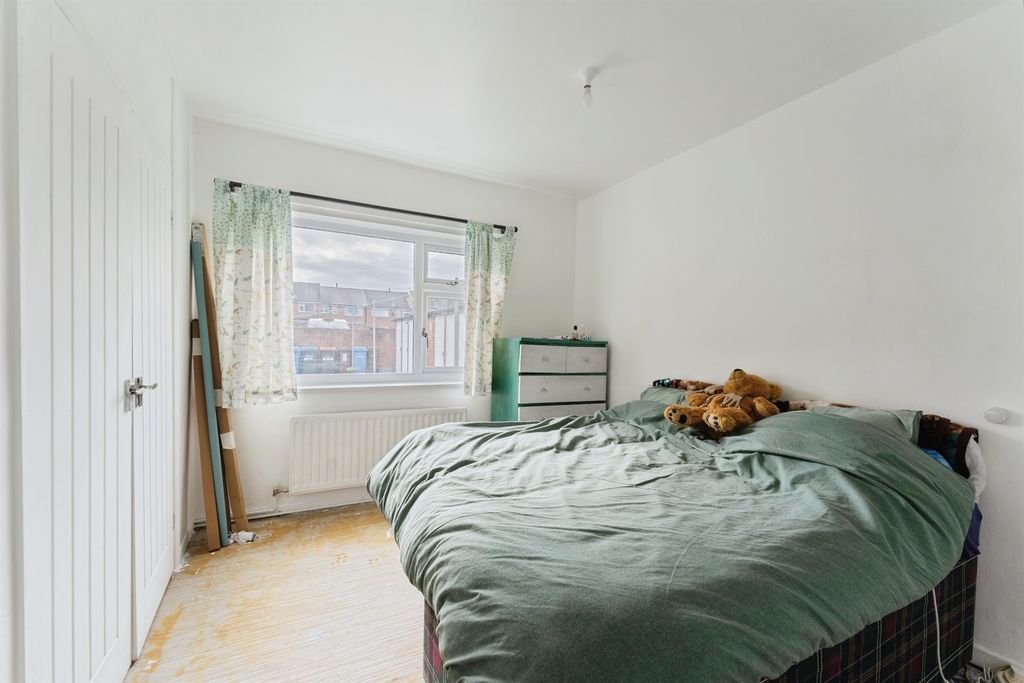 Additional image 9 of 3 bed flat for saleBamburgh Court, Ellesmere Port CH65