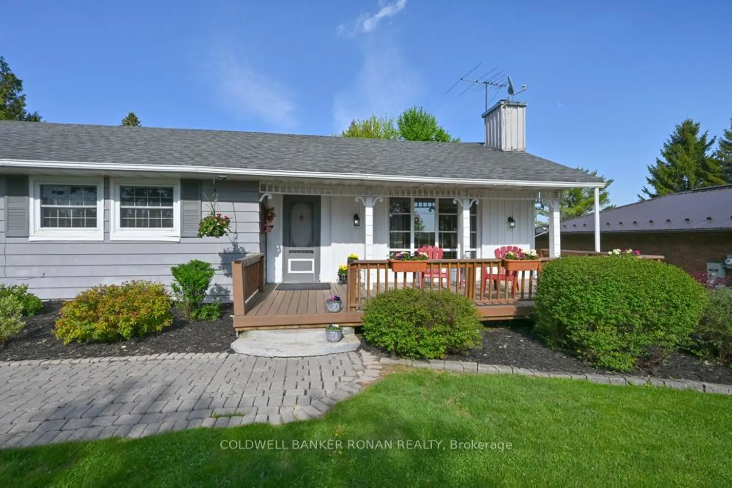 1257 Sideroad 20 photo 4