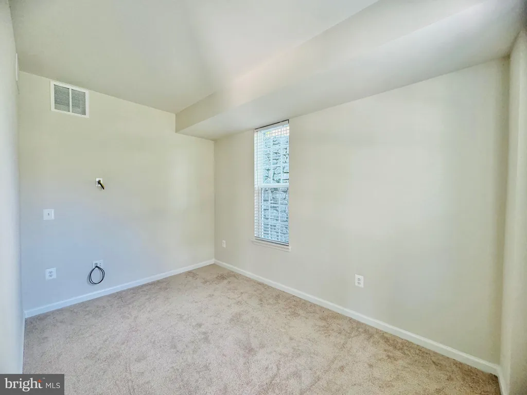 18374 Reaper Hill Court, Triangle, VA 22172