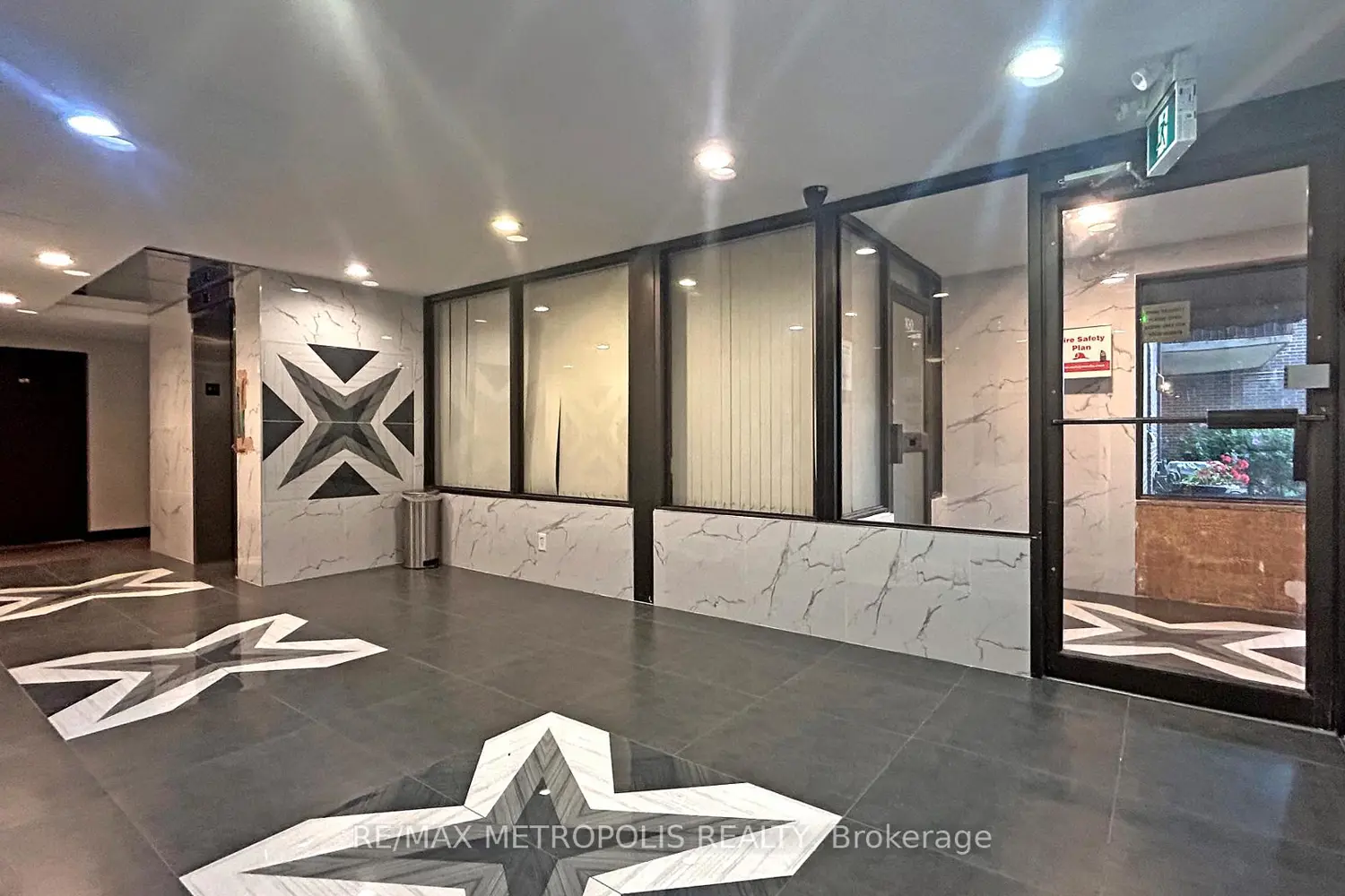 Additional image 19 of 1445 Wilson Avenue 106