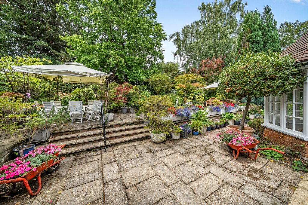 Additional image 25 of 4 bed detached house for saleChalk Lane, Epsom KT18
