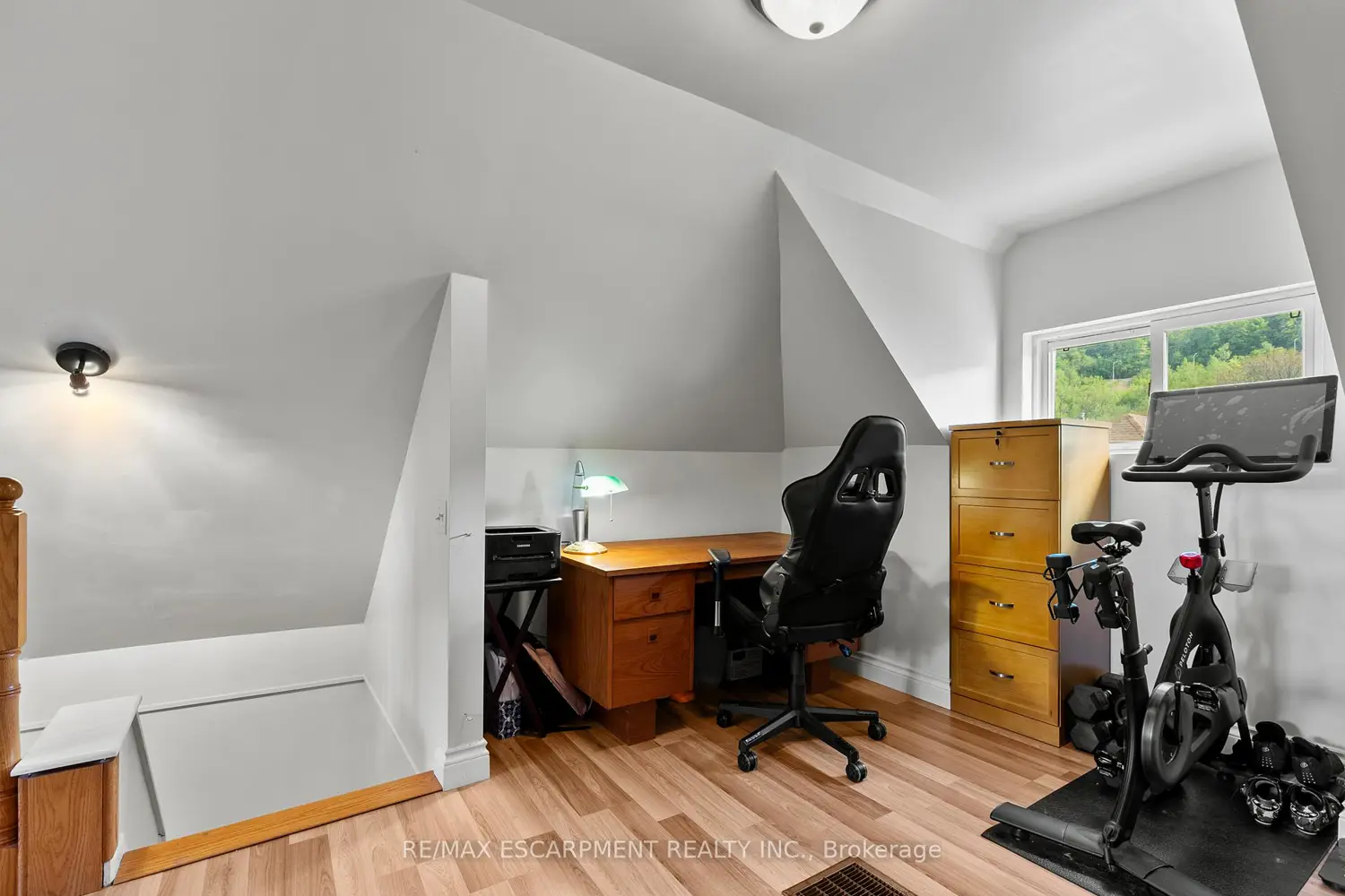 Additional image 10 of 260 Stinson Crescent
