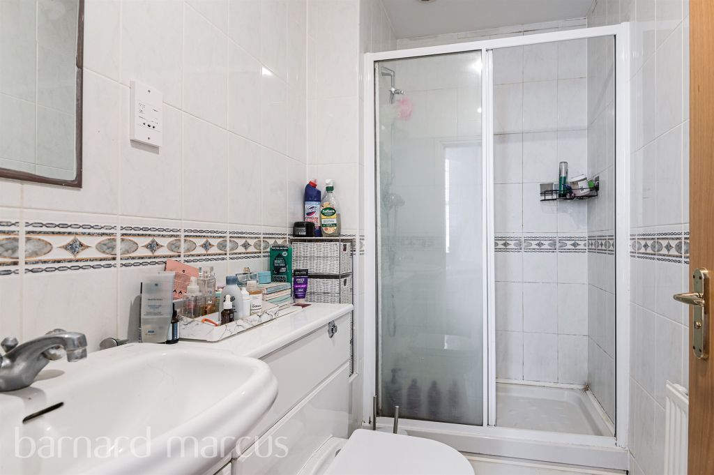 Additional image 10 of 2 bed flat for saleSandy Mead, Epsom KT19