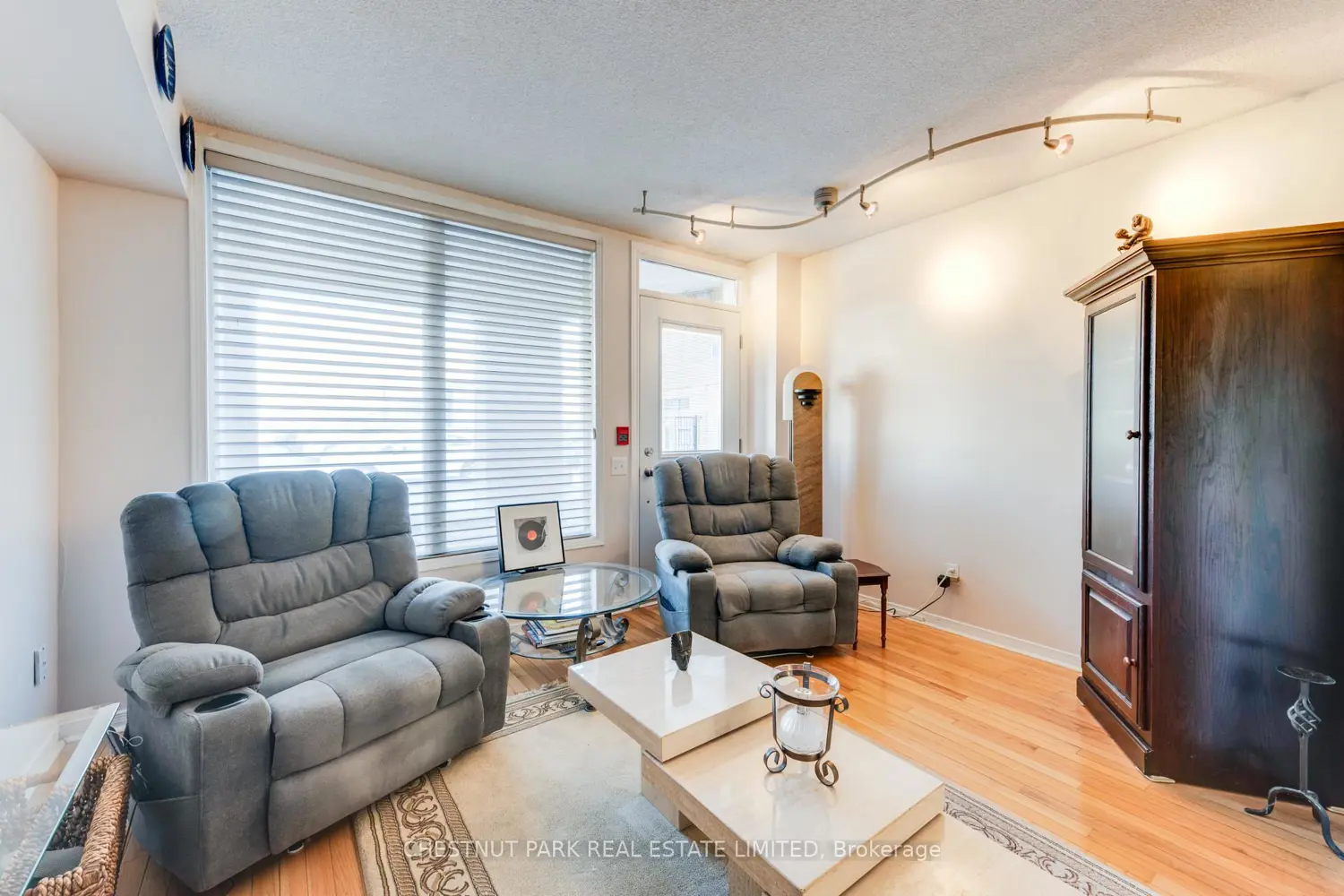 Additional image 5 of 140 Bathurst Street Th8