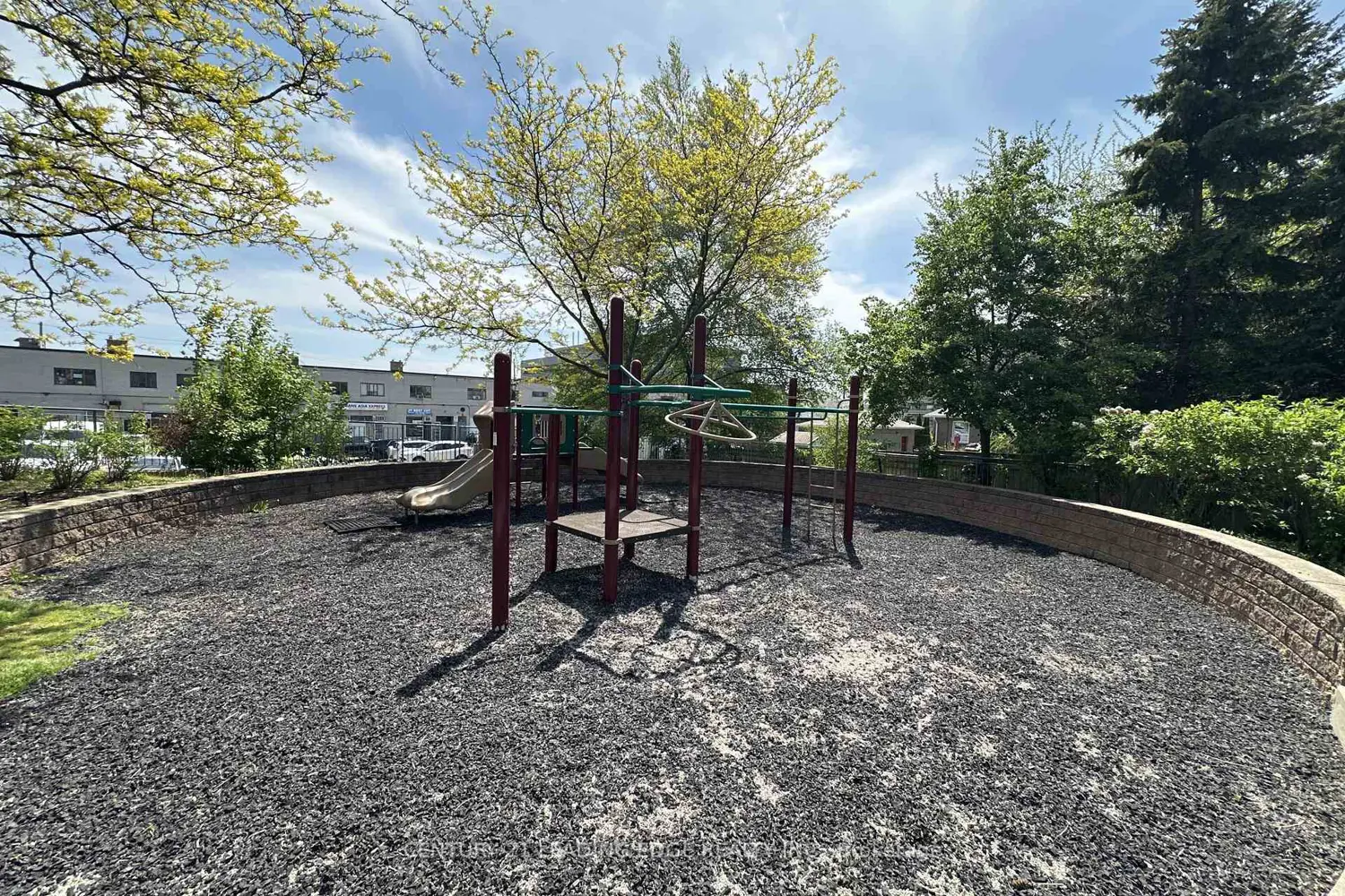 Additional image 18 of 2772 Keele Street 603
