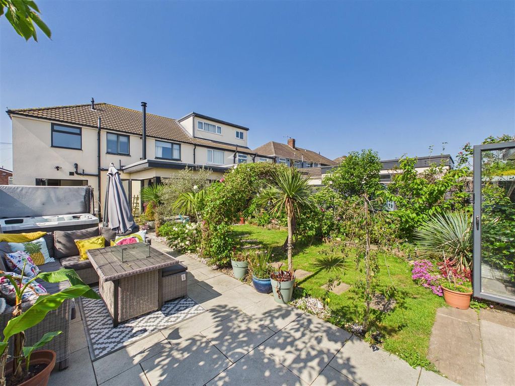 Additional image 34 of 3 bed property for saleHilltop Road, Dronfield S18