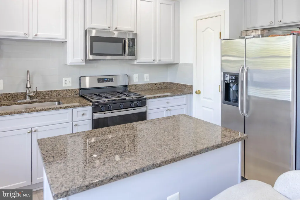 Additional image 39 of 12824 Clarksburg Square Road Unit 105, Clarksburg, MD 20871