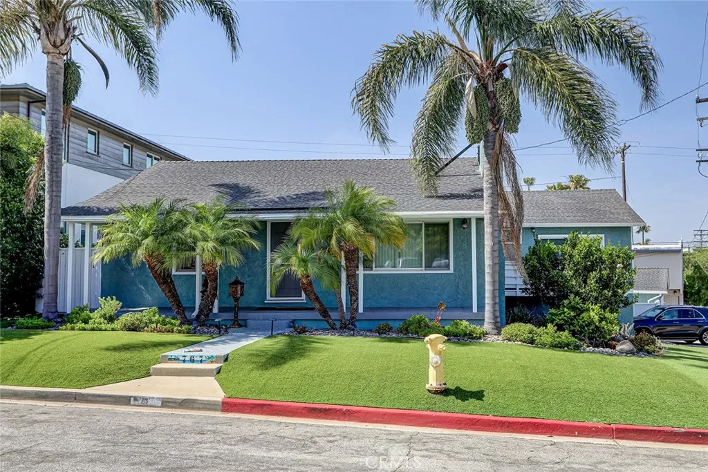767 11th St, Manhattan Beach, CA 90266 photo 3