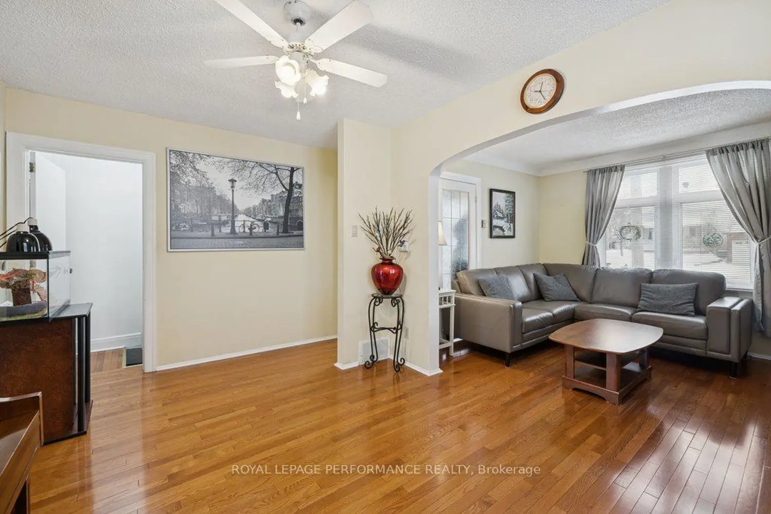 525 Kirkwood Avenue photo 3