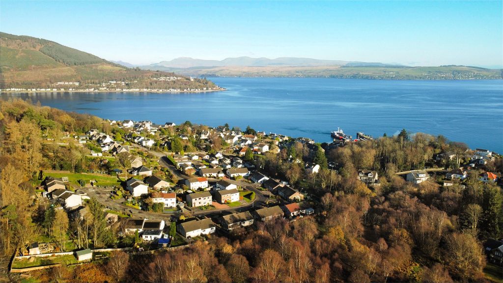 2 bed semi-detached bungalow for sale33 Cammesreinach Crescent, Hunters Quay, Dunoon PA23