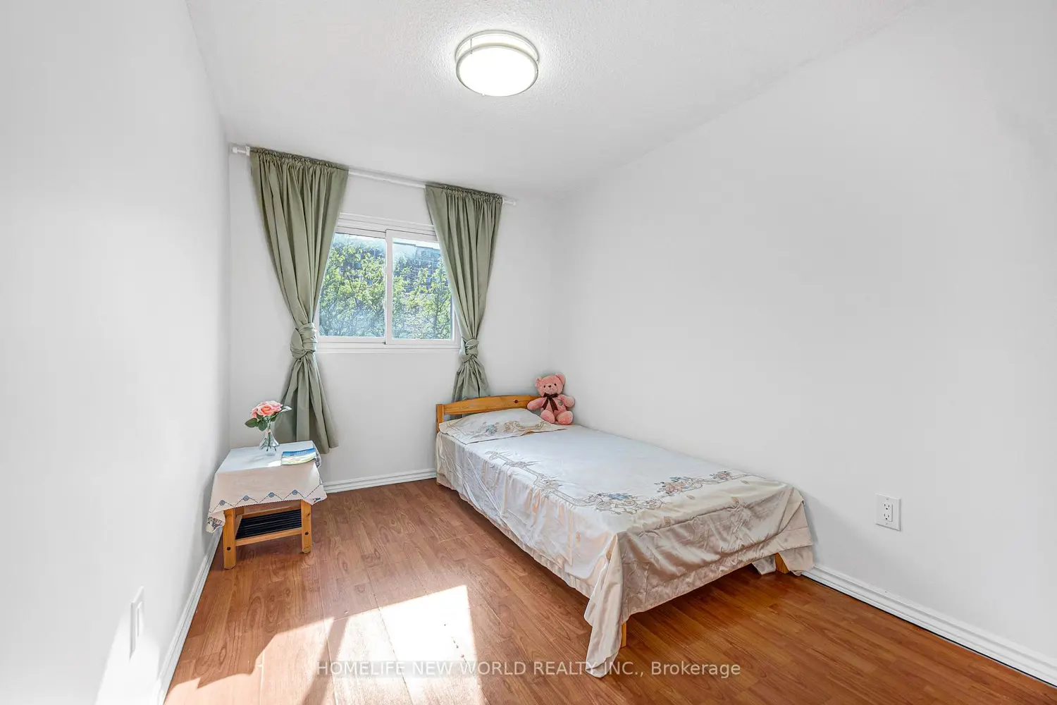 Additional image 8 of 1280 Bridletowne Circle 109