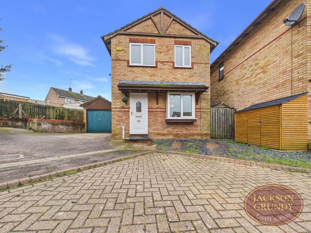 3 bed detached house for saleEpping Walk, Ashby Fields NN11