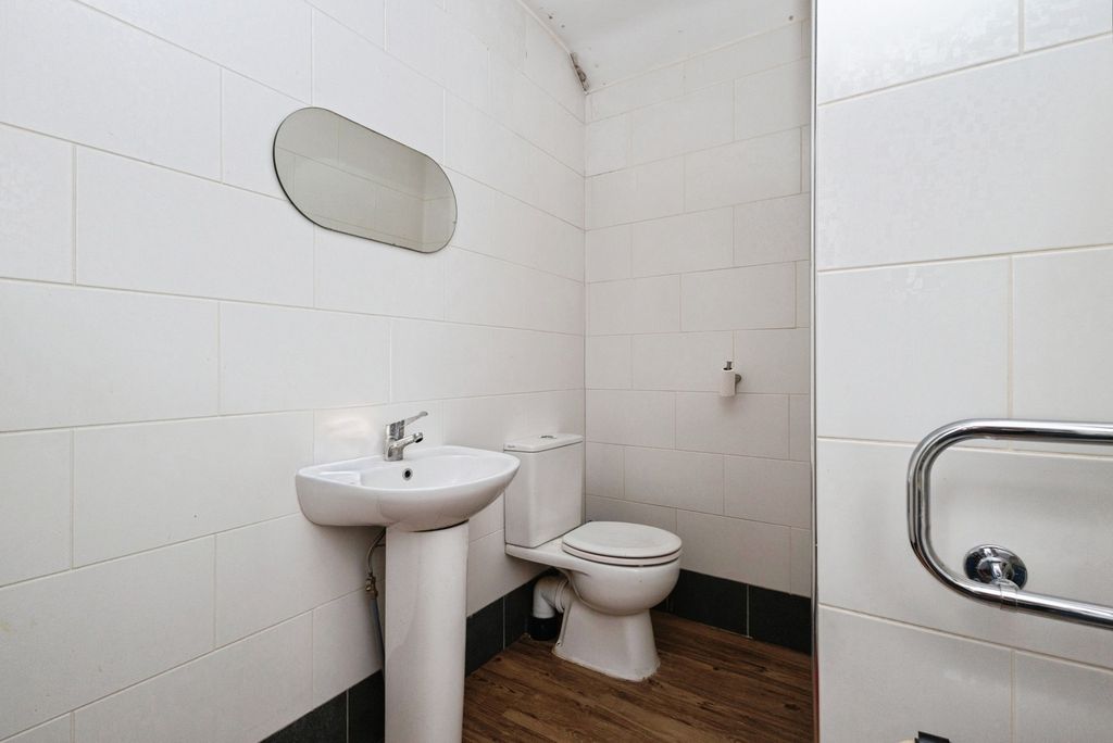 Additional image 17 of 2 bed flat for saleAcres Lane, Stalybridge, Greater Manchester SK15