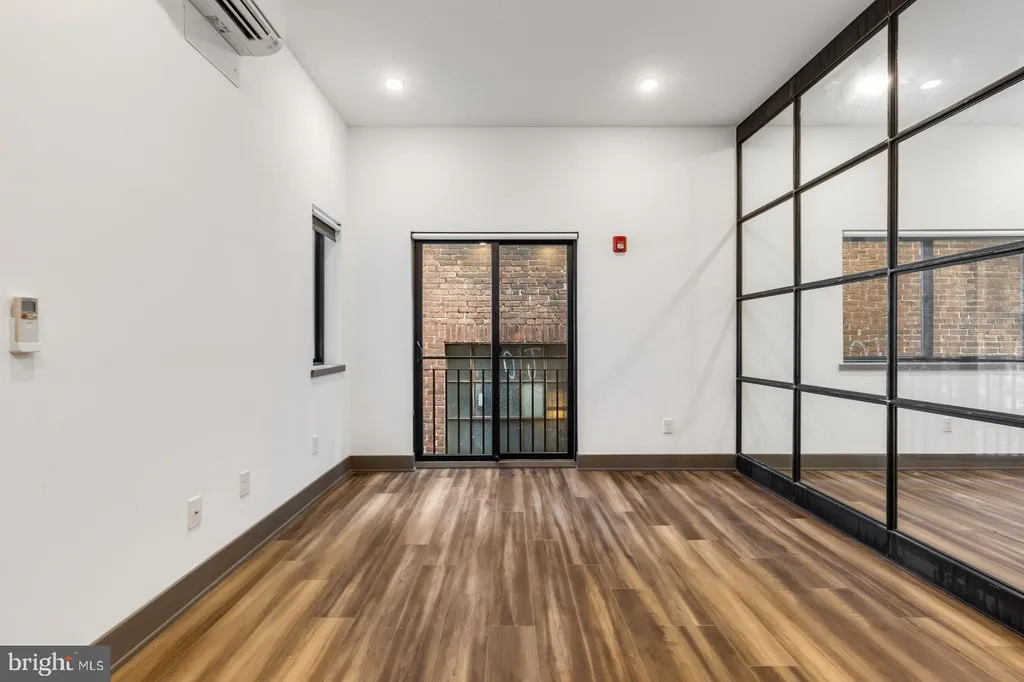 Additional image 4 of 1935 E Hazzard Street Unit 304, Philadelphia, PA 19125