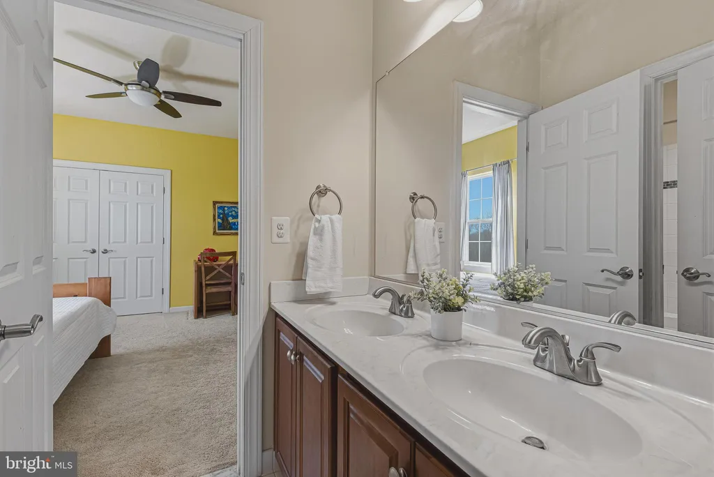 Additional image 41 of 42761 Prairie Merlin Court, Leesburg, VA 20176