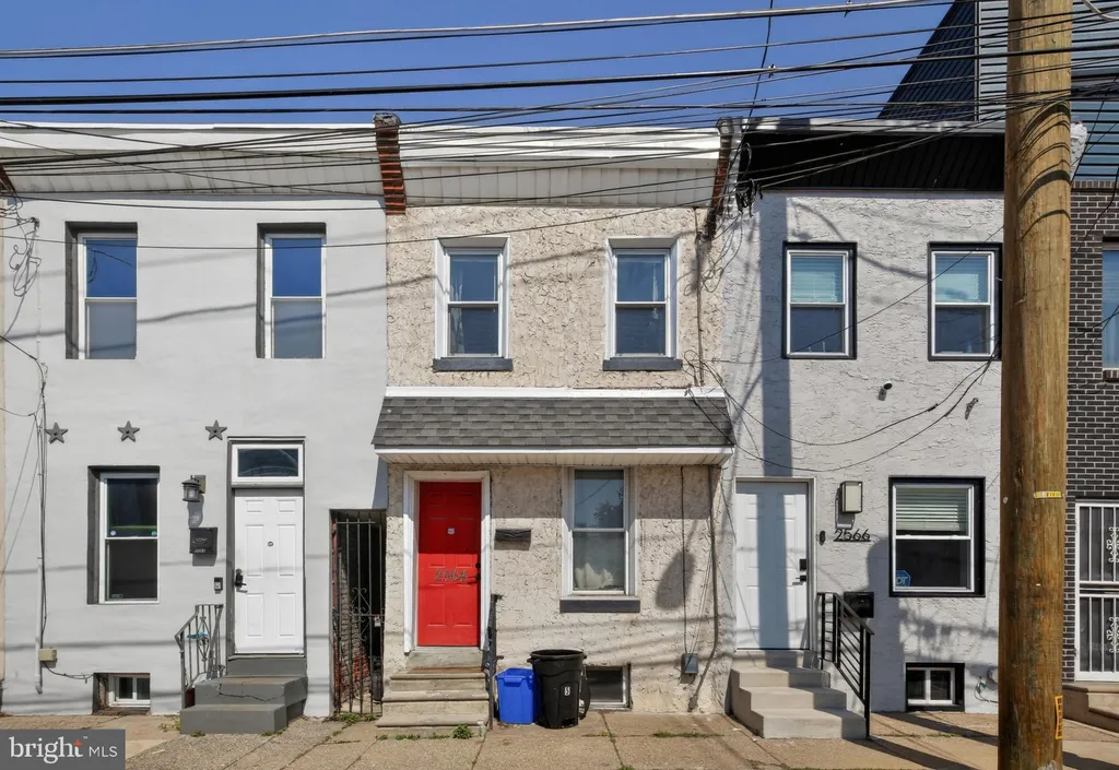 2564 Collins Street, Philadelphia, PA 19125