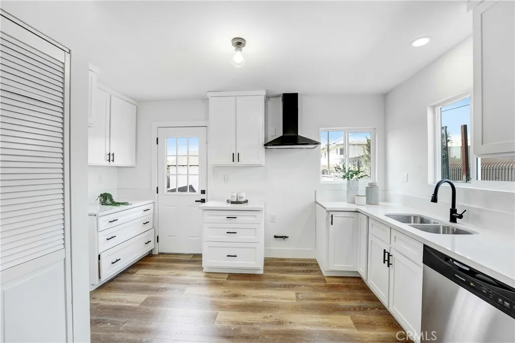 Additional image 29 of 616 E 135th St, Los Angeles, CA 90059
