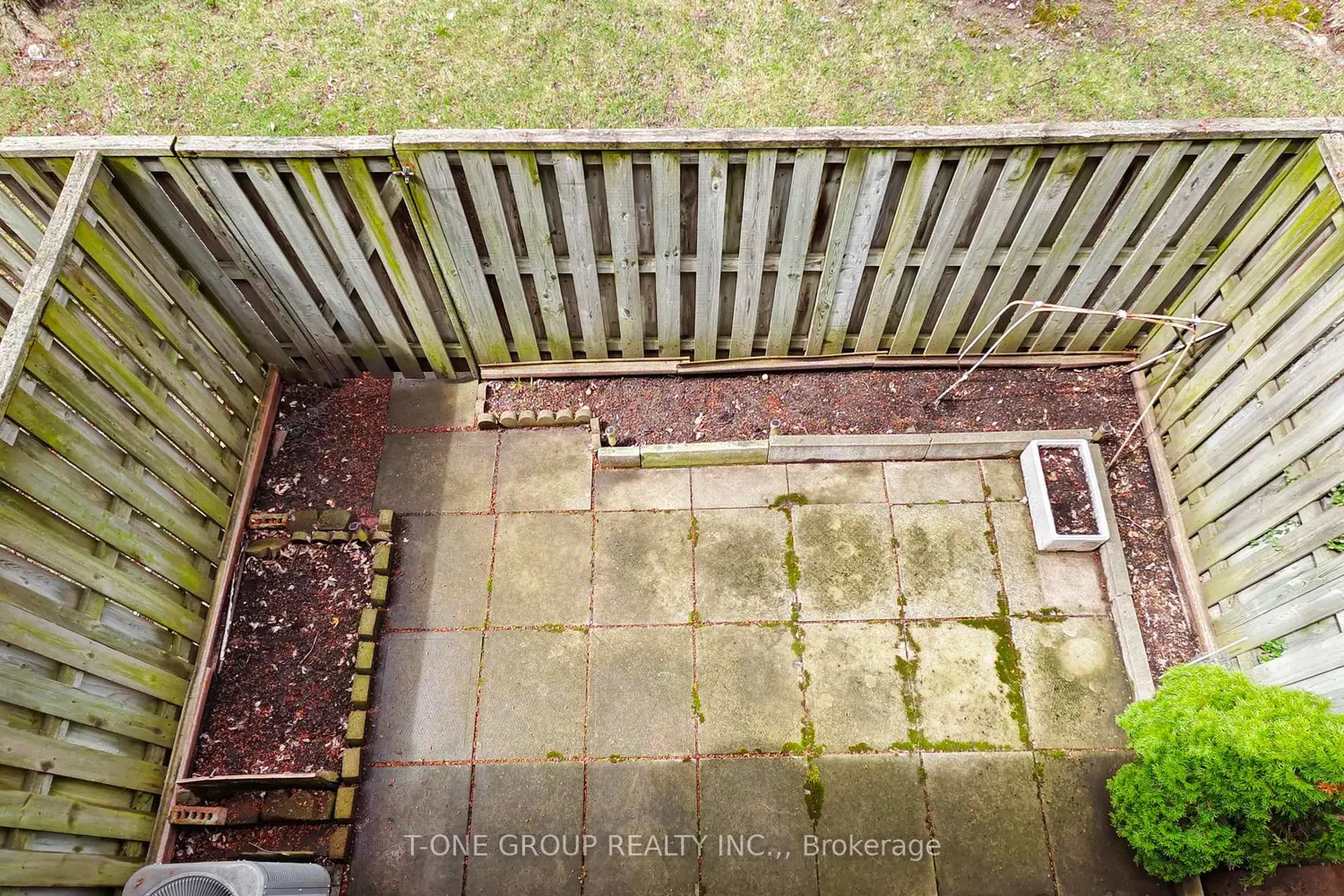 Additional image 15 of 3025 Cedarglen Gate 75
