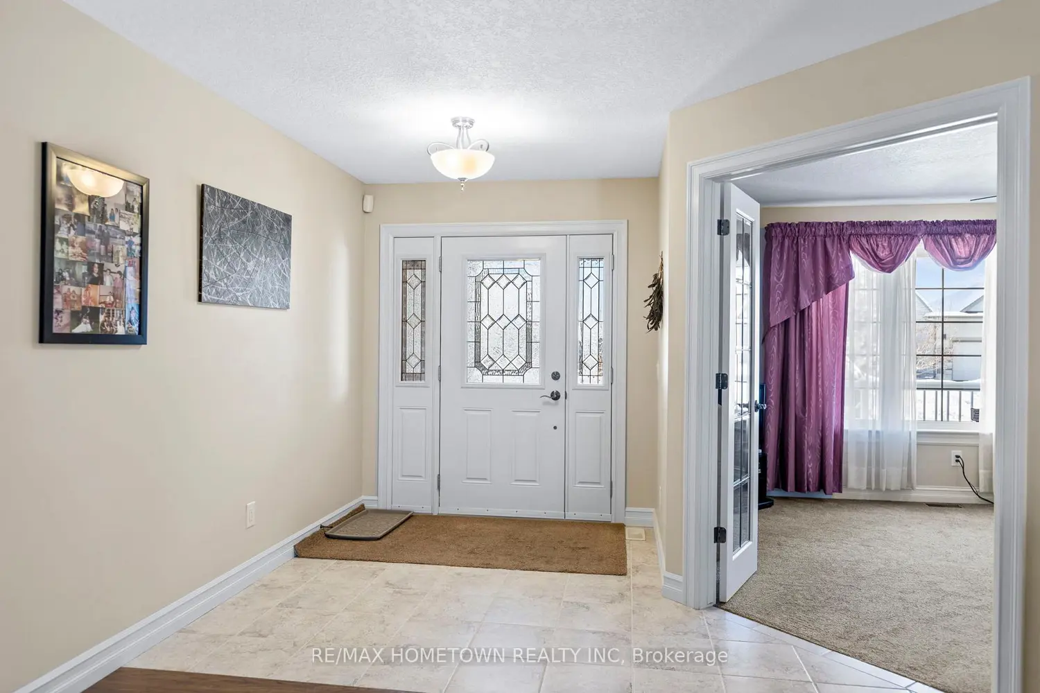 1124 Mcclure Crescent photo 4
