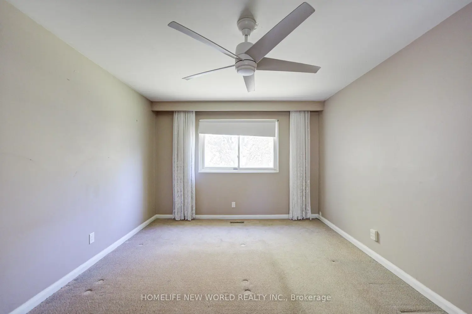 Additional image 7 of 42 Hamilton Hall Drive