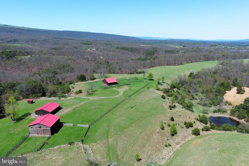 Additional image 105 of 453 Wheaton Drive, Purgitsville, WV 26852