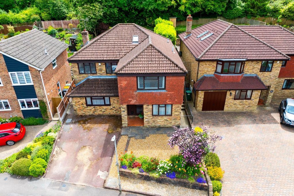 Additional image 22 of 6 bed detached house for saleWest Hill, Dunstable LU6