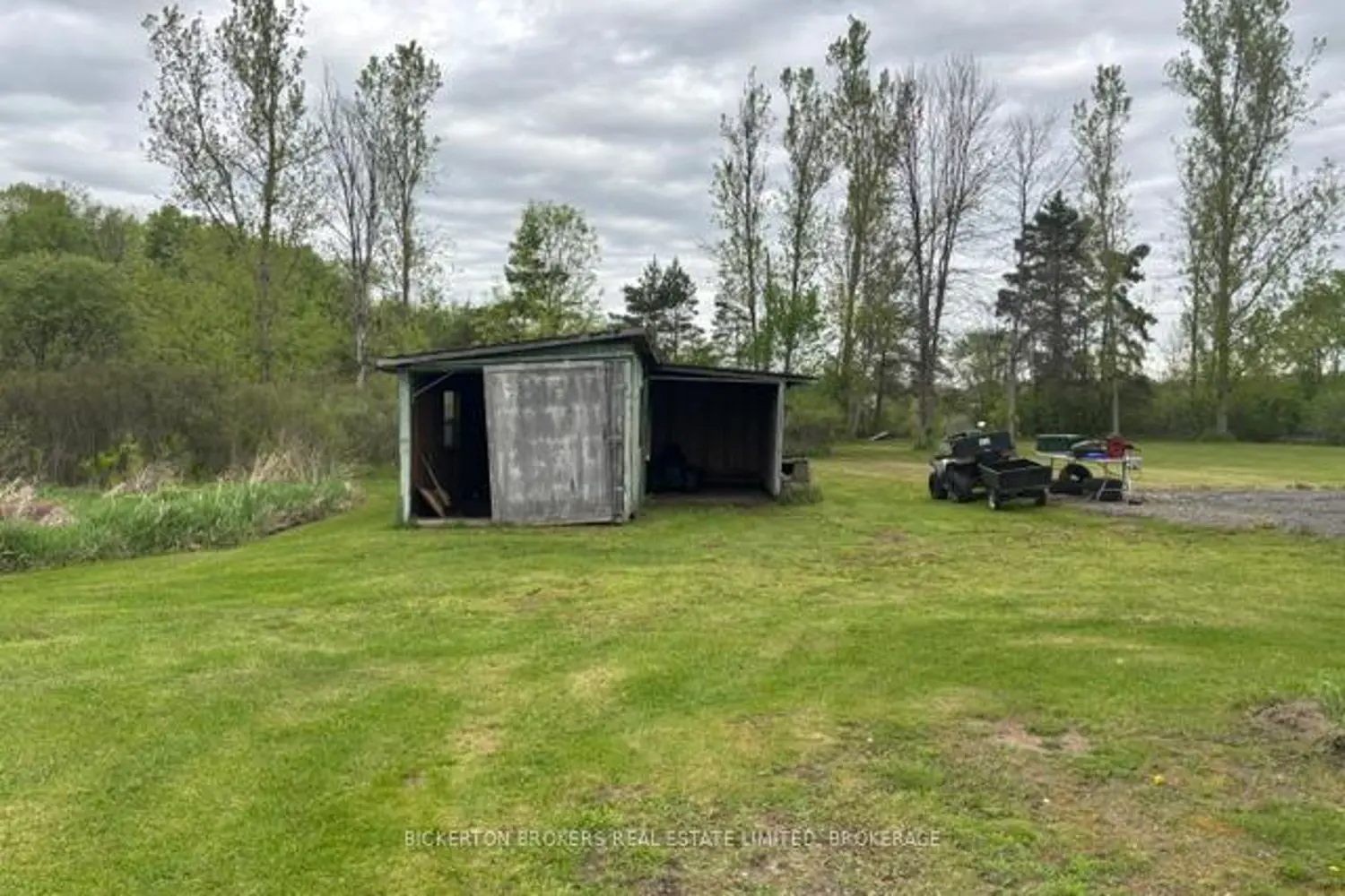 Additional image 3 of 798 Russell Road