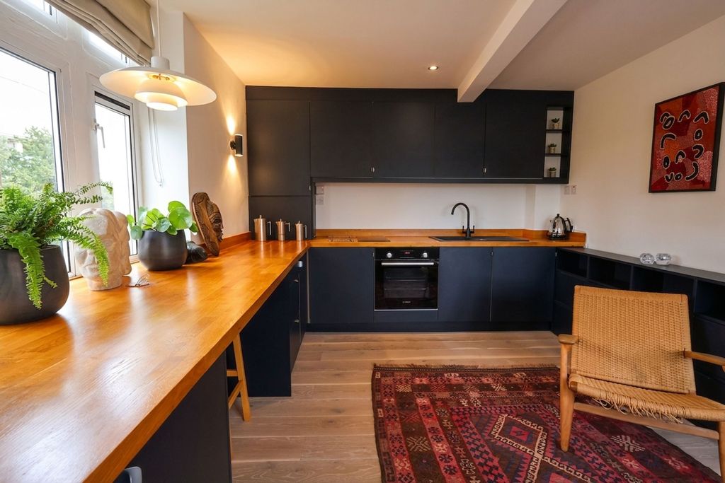 1 bed flat for saleTower Road, Ely CB7 photo 5