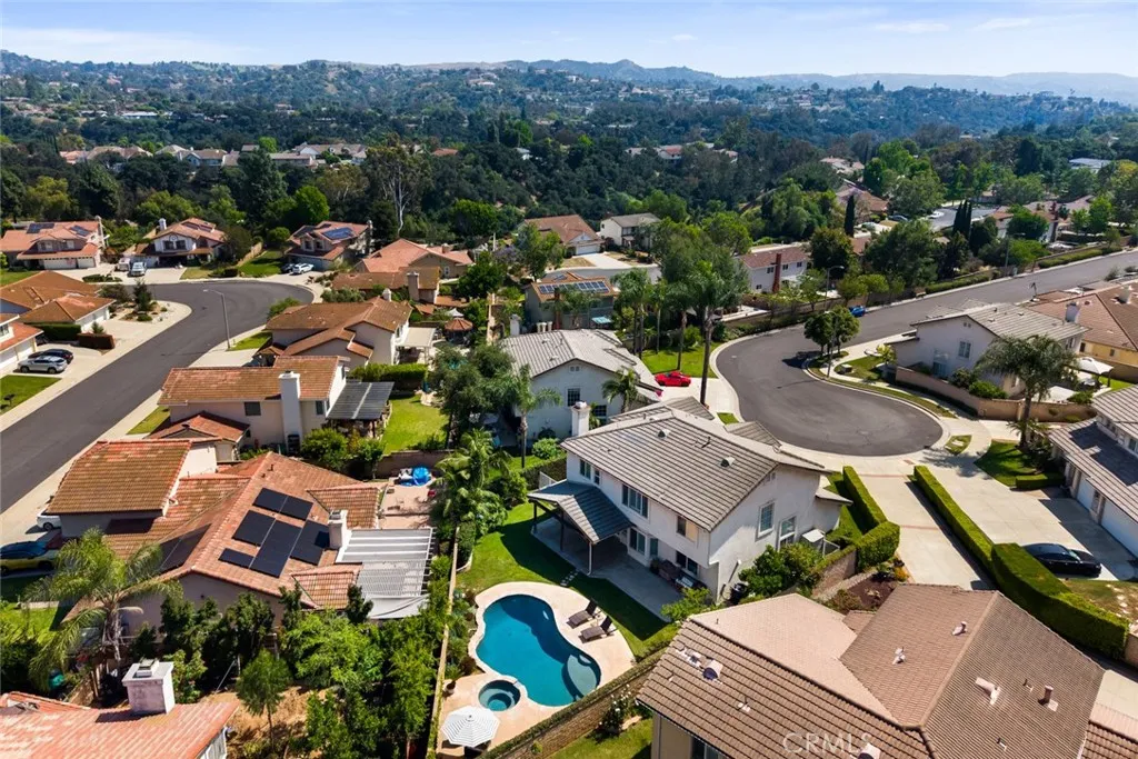 1811 Newcastle Ln, San Dimas, CA 91773