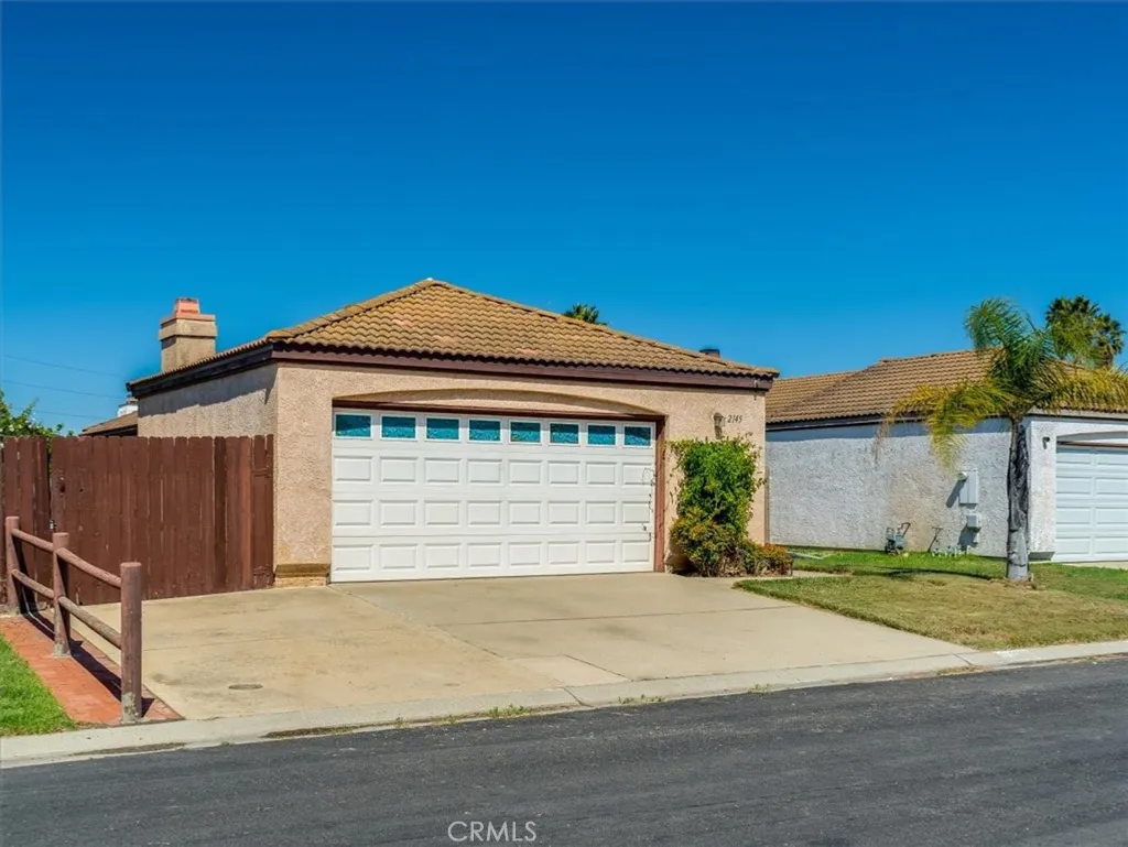 2145 Chestnut Ln, Santa Maria, CA 93458 photo 2