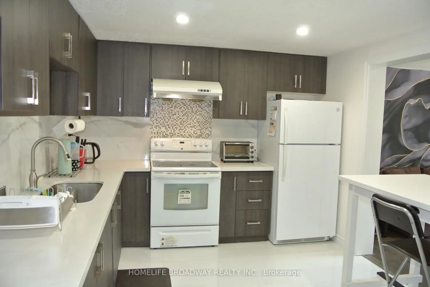 Additional image 3 of 850 Huntingwood Drive 54