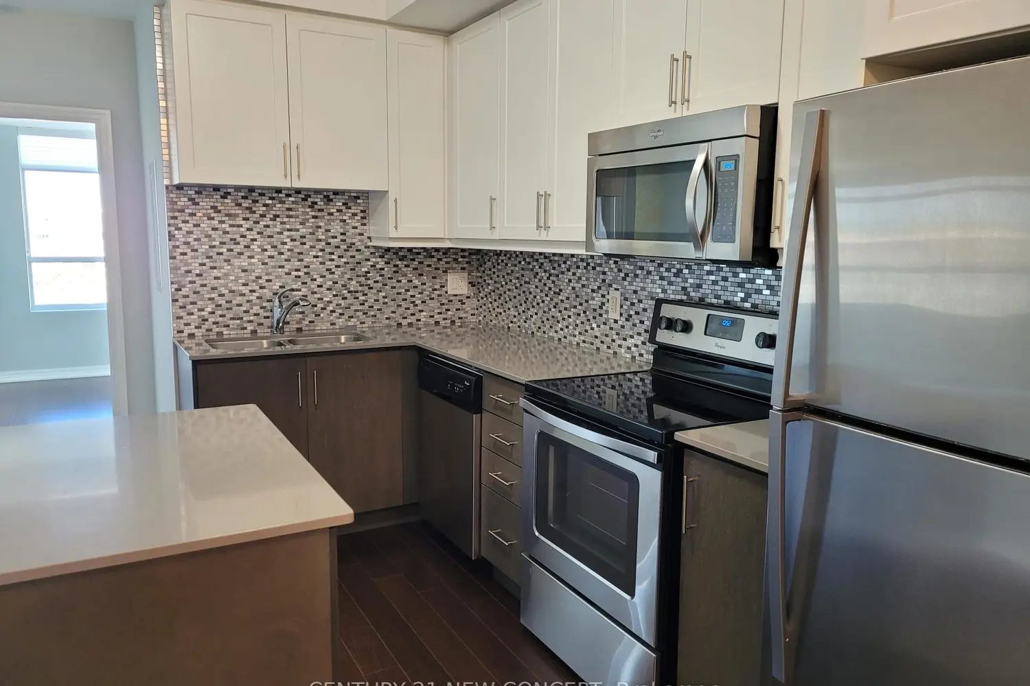 Additional image 8 of 3563 Lake Shore Boulevard 501
