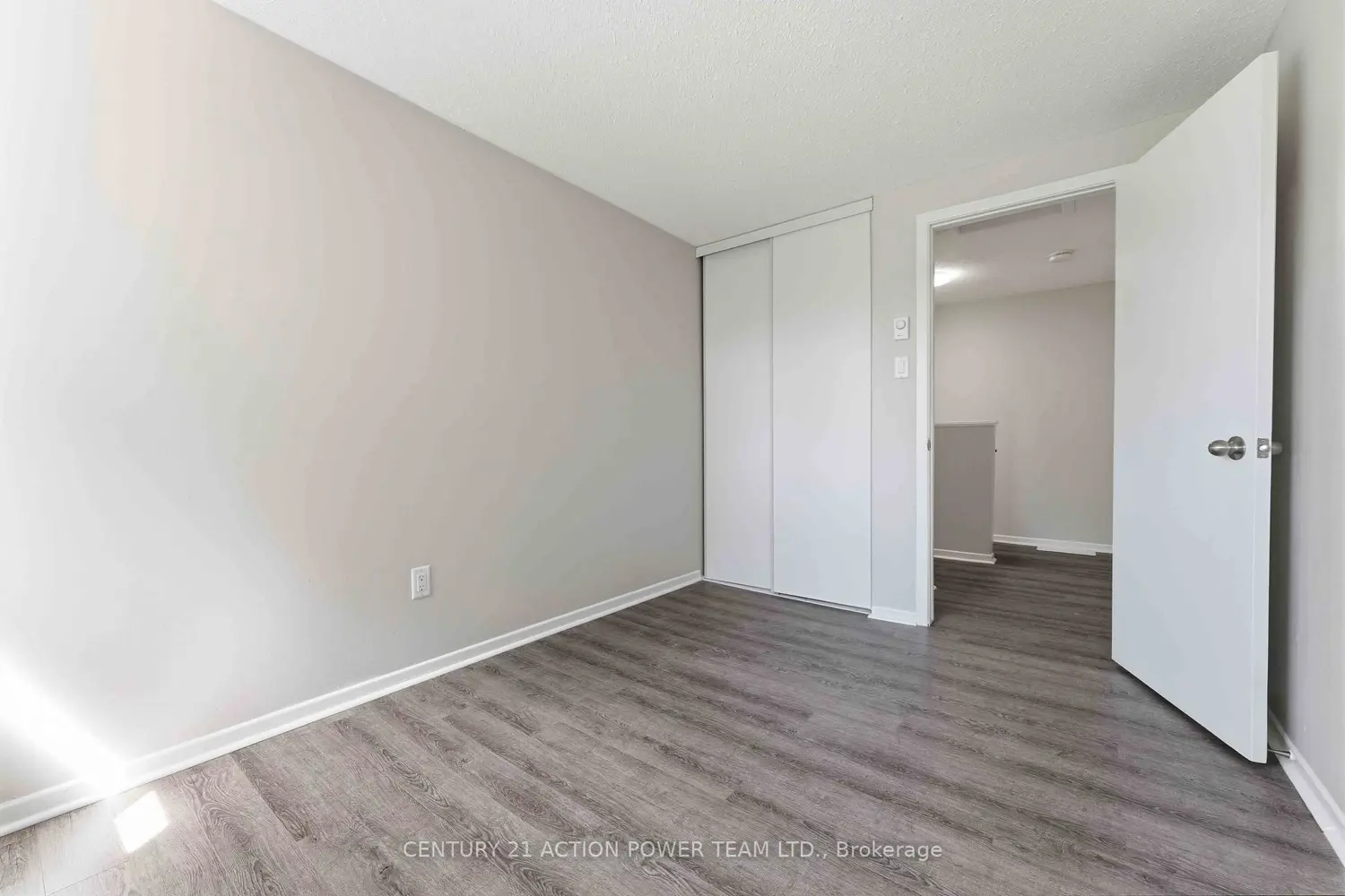 Additional image 16 of 17 Sonnet Crescent B