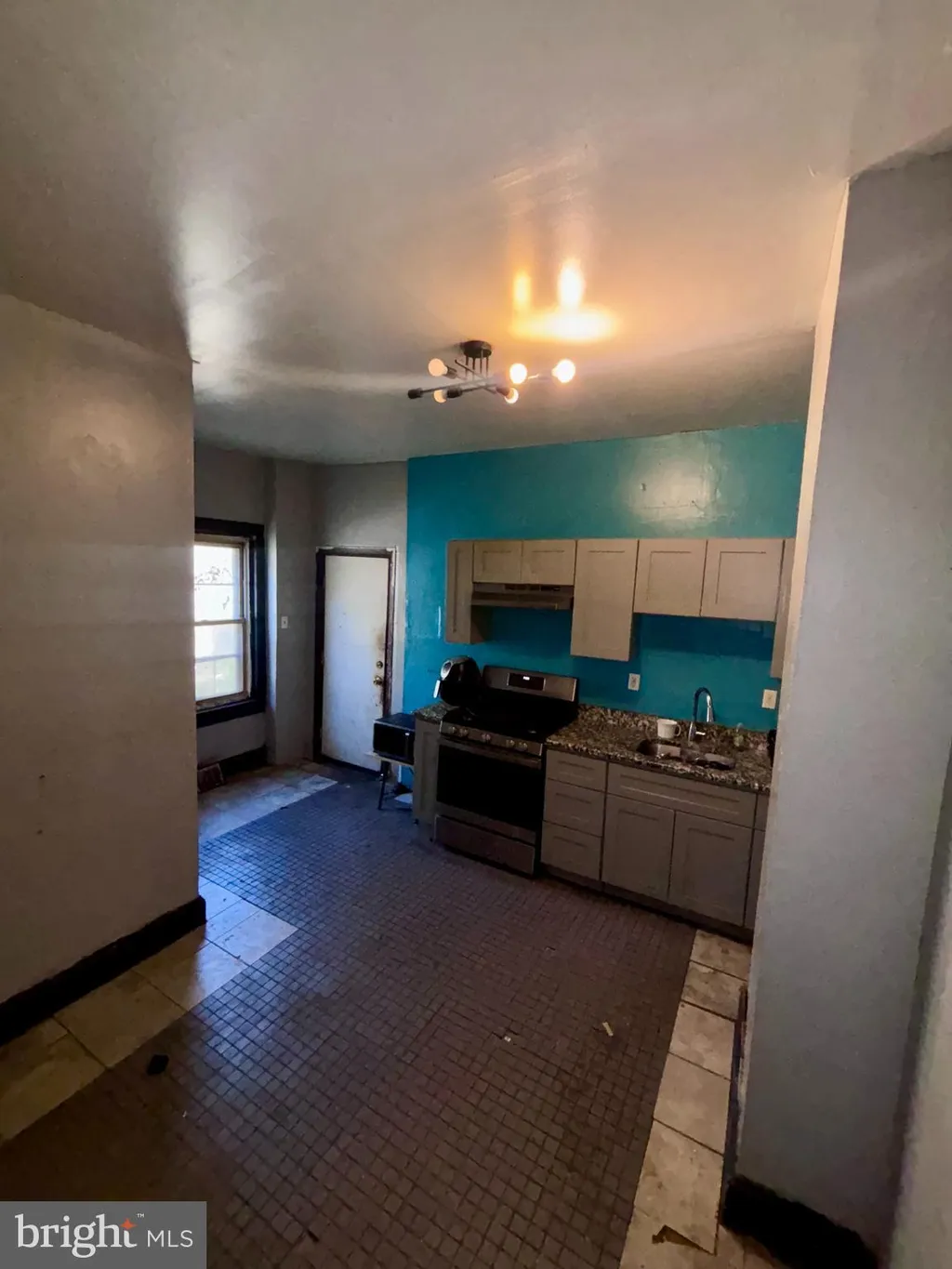 Additional image 7 of 71 E Penn Street, Philadelphia, PA 19144