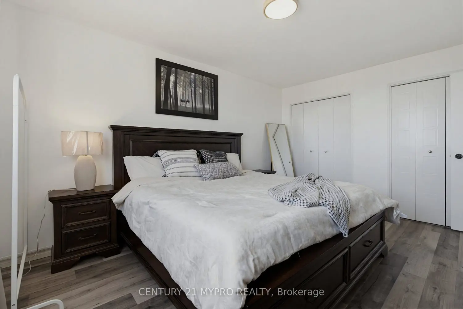 Additional image 8 of 563 Mornington Avenue 708