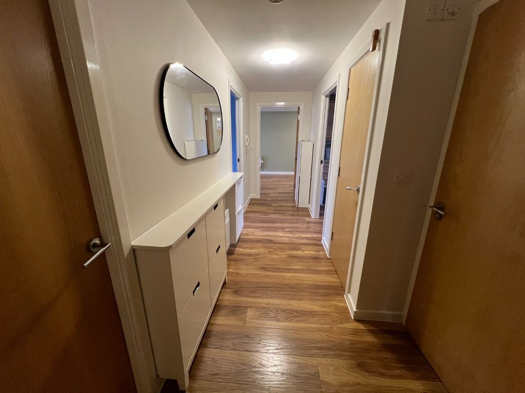 Additional image 2 of 2 bed flat for saleBramley Court, Luton Road, Dunstable LU5