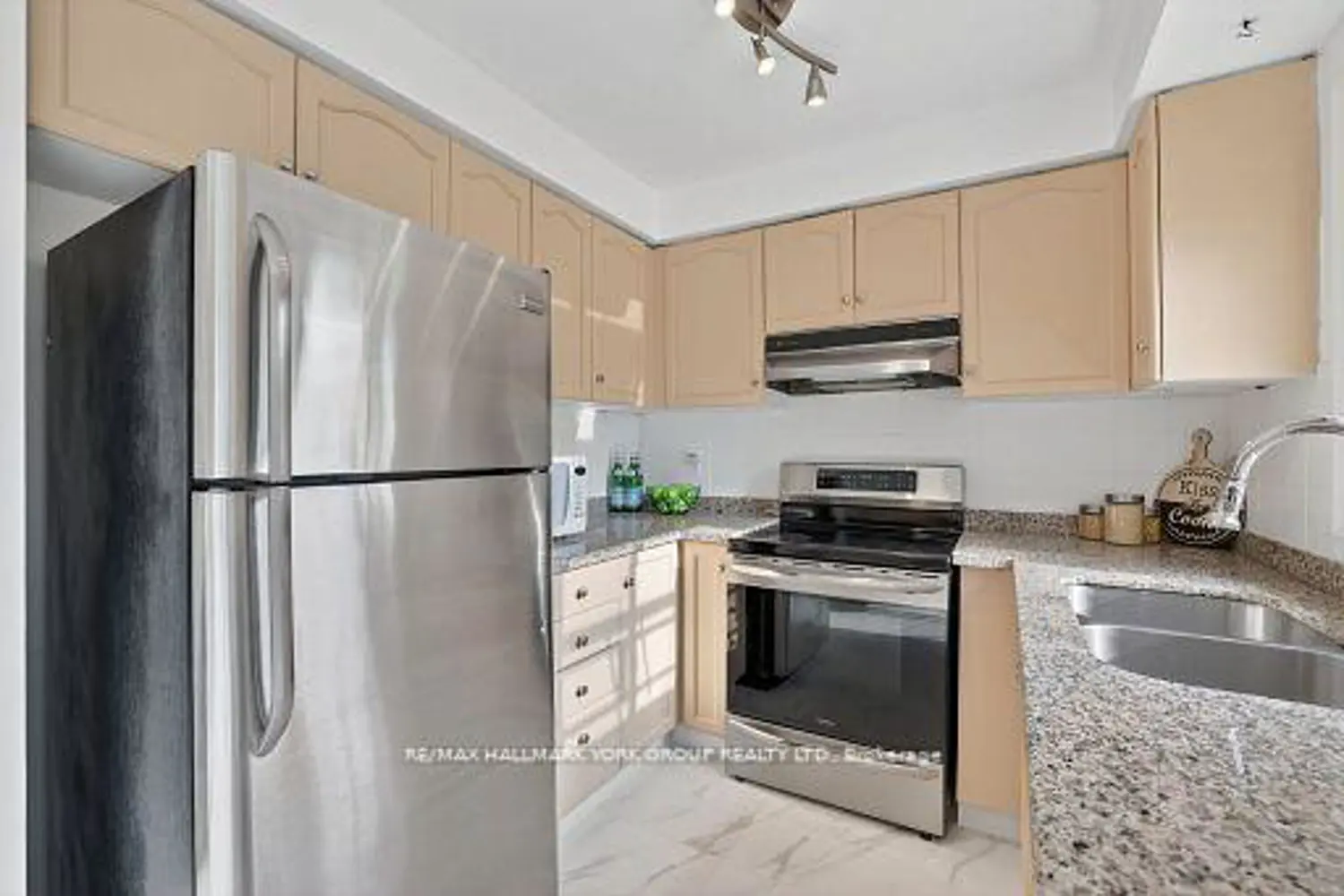 Additional image 7 of 82 Baywell Crescent