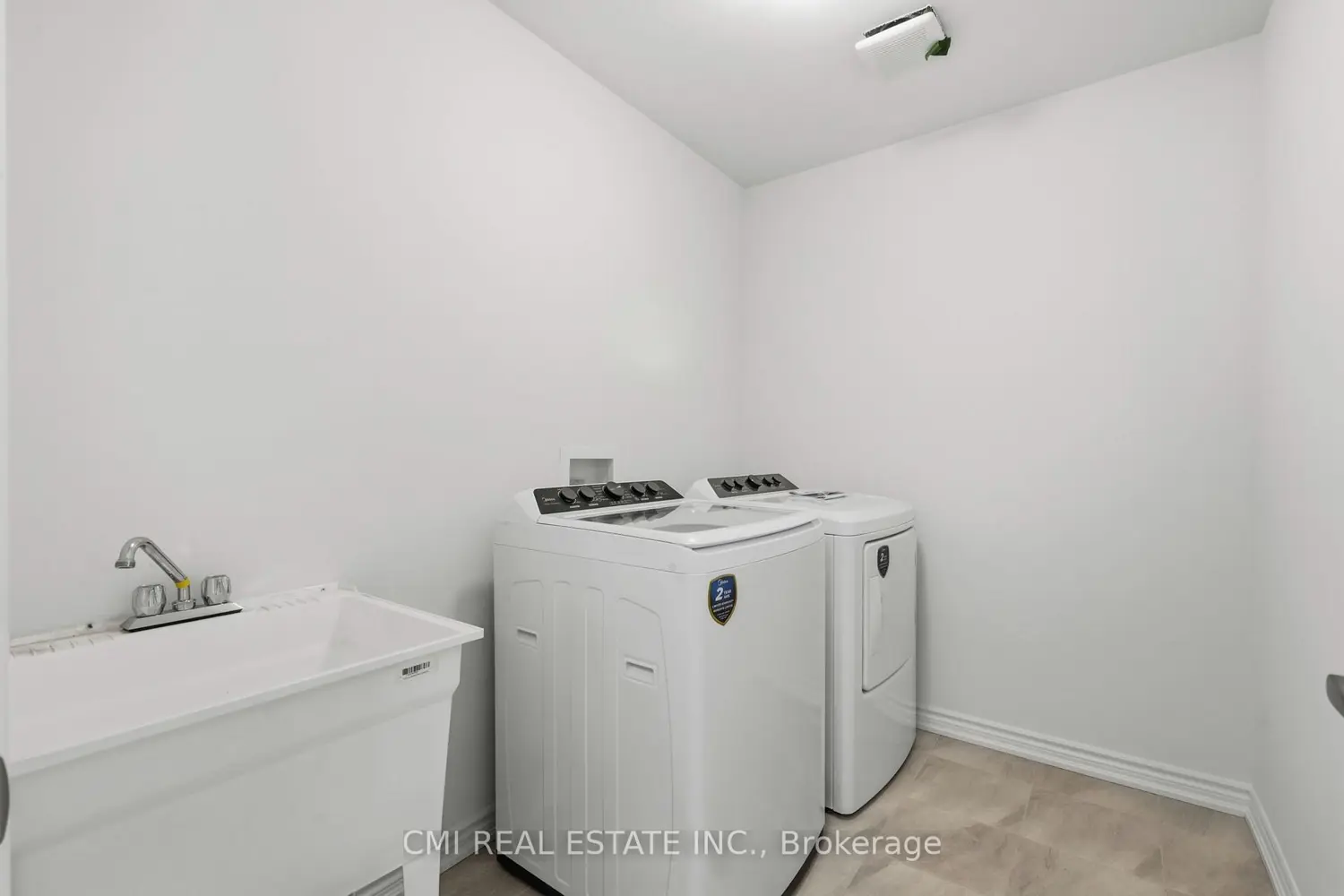 Additional image 16 of 20 Hillcroft Way