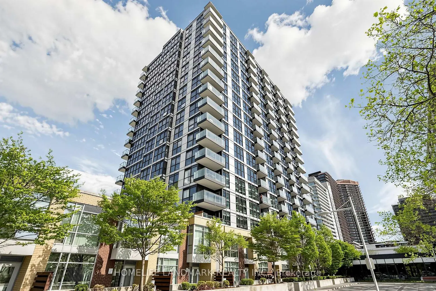 19 Singer Court 1509B