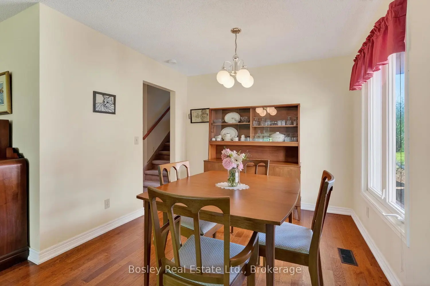 79 Centennial Drive photo 5