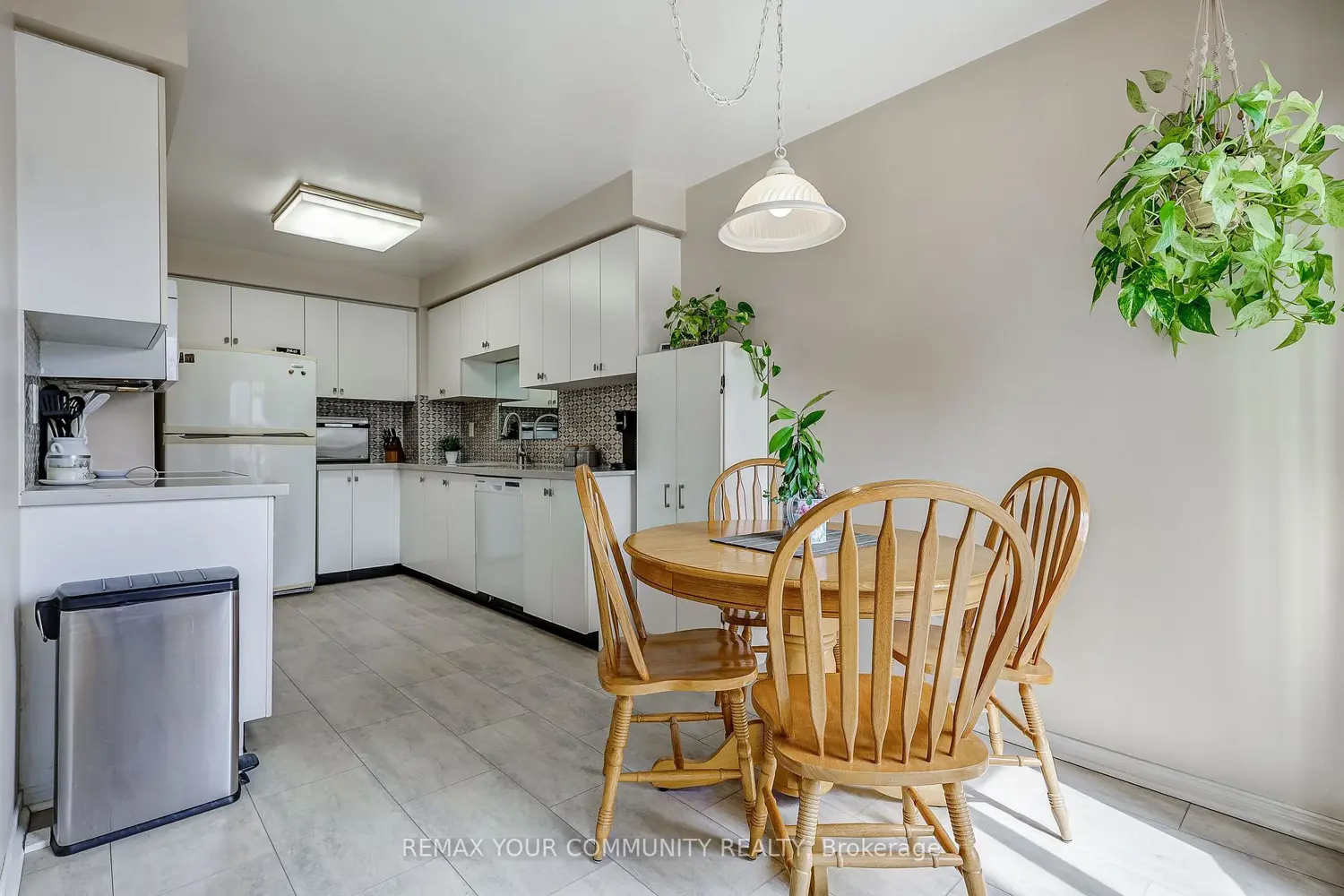 923 Caribou Valley Circle photo 4