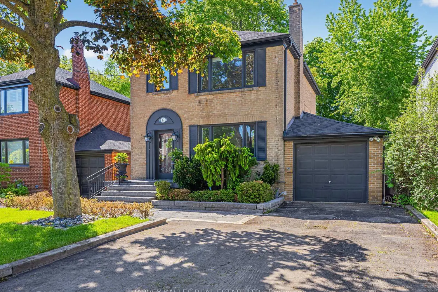 17 Edinburgh Drive