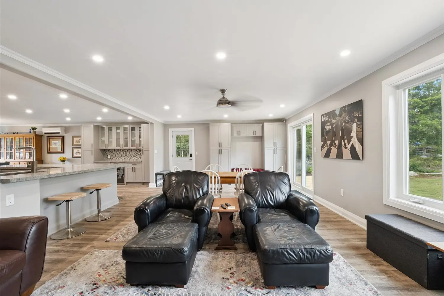 891 Peninsula Road photo 3