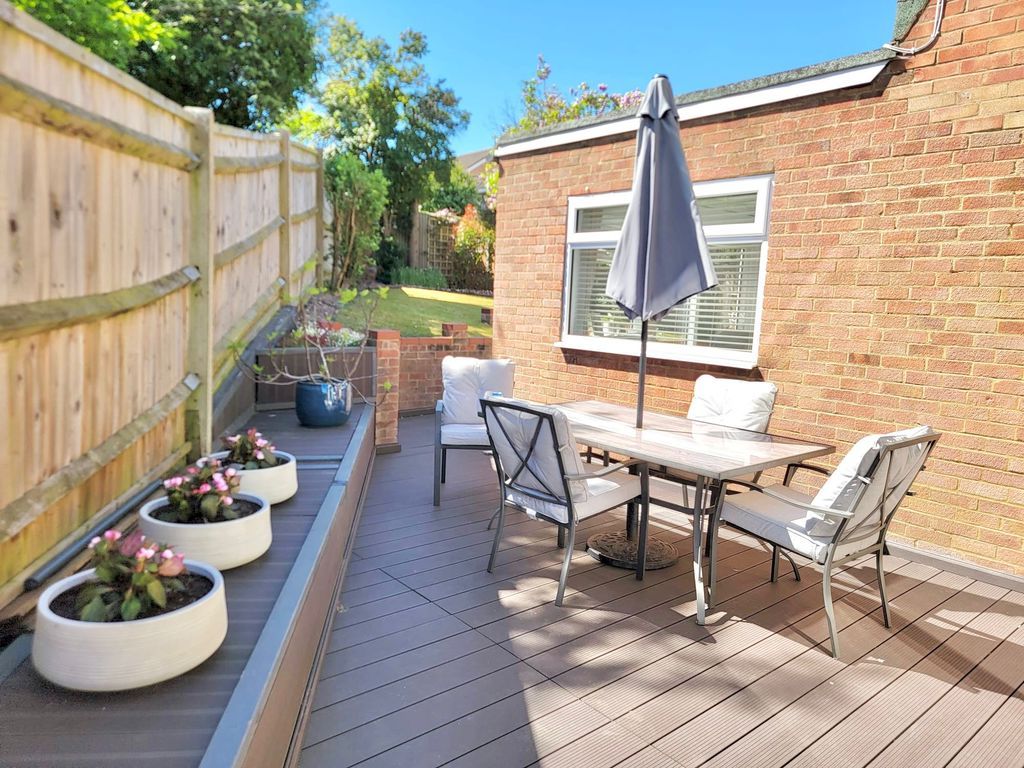 Additional image 26 of 6 bed detached house for saleLowther Road, Dunstable LU6