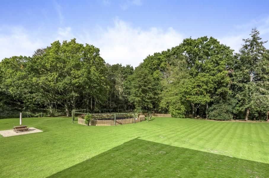 Additional image 10 of 2 bed flat for saleEgham, Surrey TW20