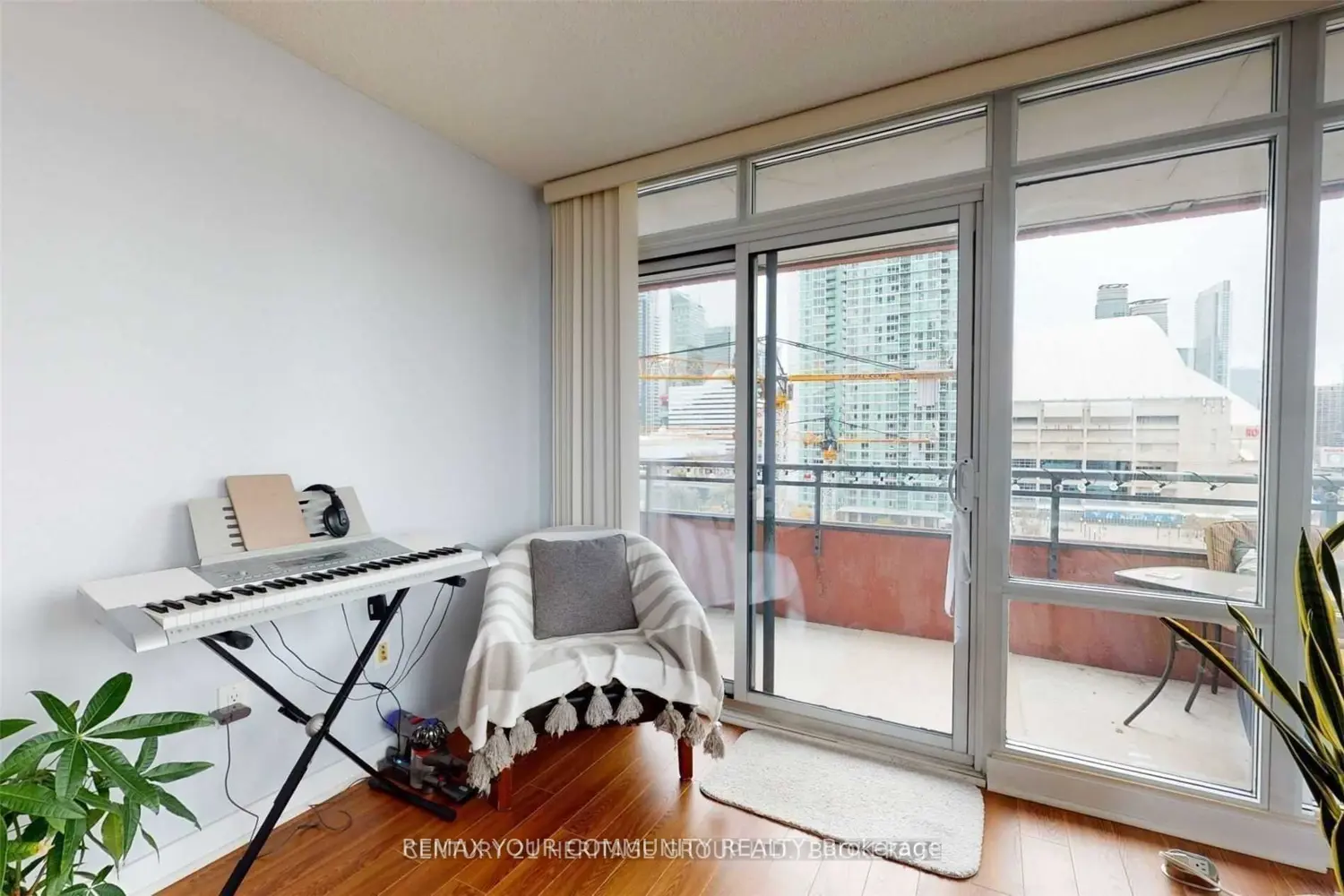 Additional image 10 of 4K Spadina Avenue 919