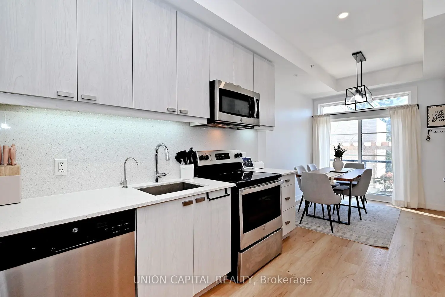 Additional image 4 of 57 Finch Avenue 39