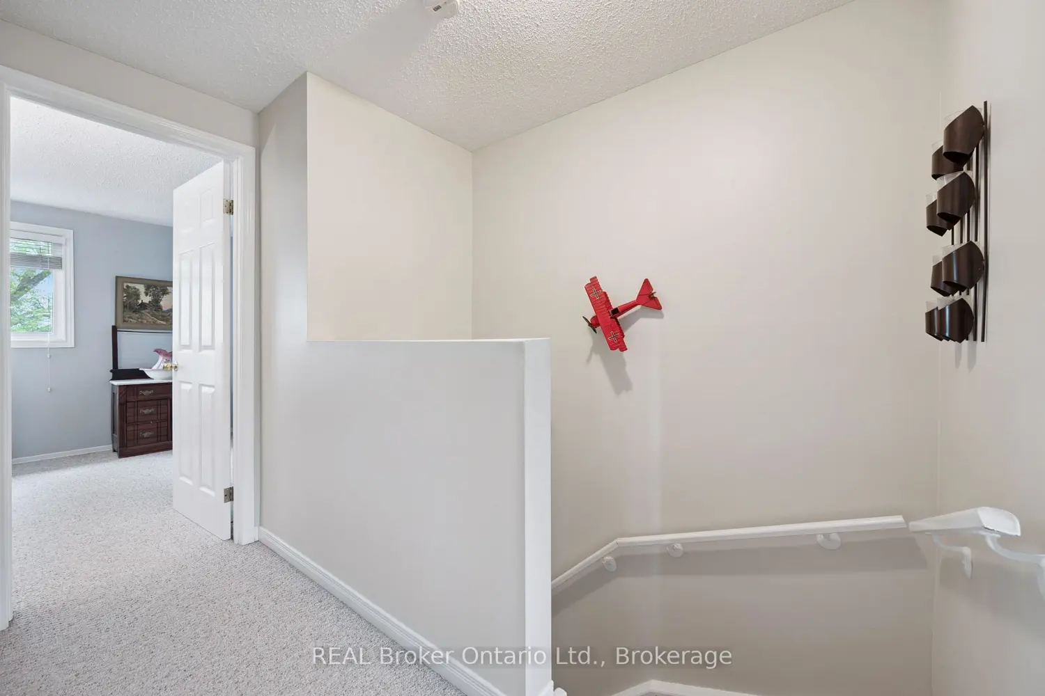 Additional image 10 of 255 Camelot Court 2