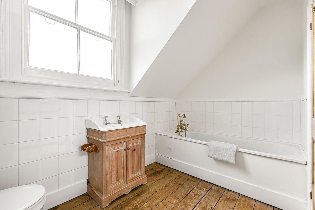 Additional image 24 of 6 bed semi-detached house for saleManorcrofts Road, Egham, Surrey TW20